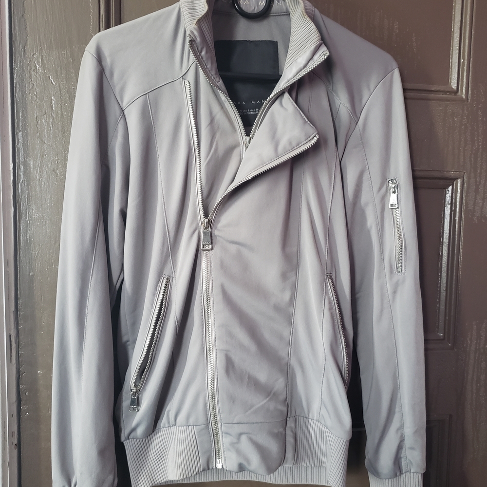 Zara Men's Light Gray Windbreaker Jacket